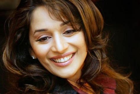 Perempuan All In One Versi Madhuri Dixit Republika Online