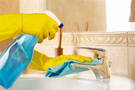 Deep Cleaning Maids In Service