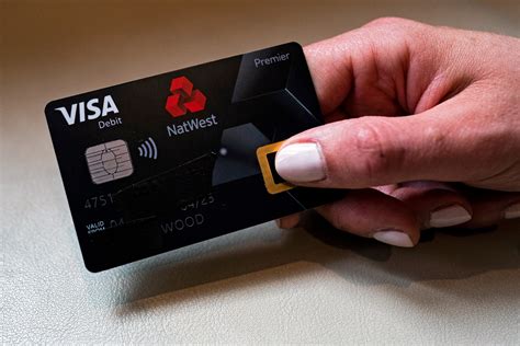 Natwest Launches Uks First Biometric Fingerprint Credit Card Singfin