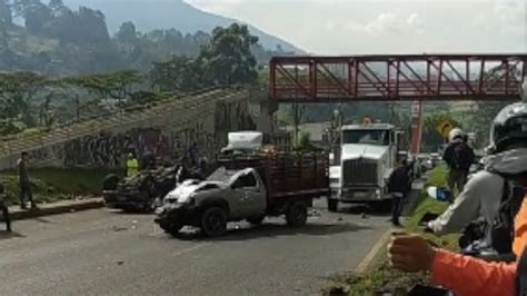 Video ¡cuidado Aparatoso Accidente En La Variante De Caldas Minuto30