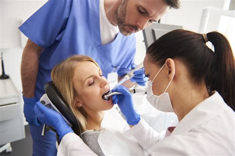 Learn About The Dental Assistant Program Careerstep