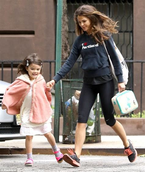 Keri Russell Steps Out With Daughter Willa Daily Mail Online