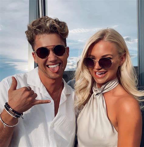 Aj, 26, and abby were understood to be filming a social media hack on how to cut a glass jar in half love island star curtis pritchard is said to have taken abbey and aj to the hospital after the accident. Aj Pritchard Girlfriend - Strictly S Aj Pritchard Shuts ...