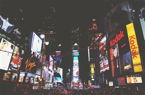 Der Times Square Hier Schlägt Das Herz New York Citys