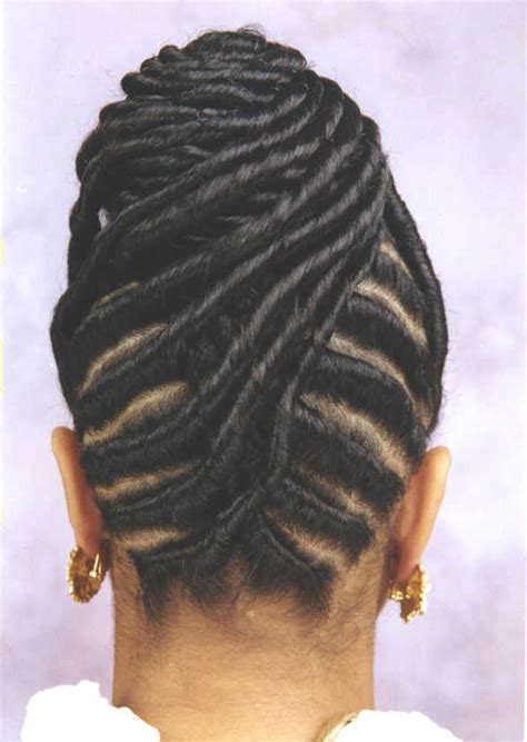 Social media influencer turned beauty gal pretty vee is slaying her cover of hype hair with this box braid hairstyle. Braids 411: How To Remove Your Braids | Hype Hair