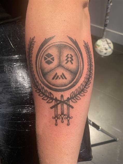 My new Destiny tattoo love the shading. : r/destiny2