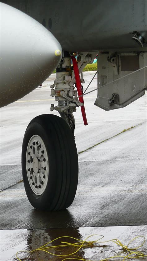 F 15 Main Gear Closeup Of The Landing Gear Of A Mcdonnell Flickr
