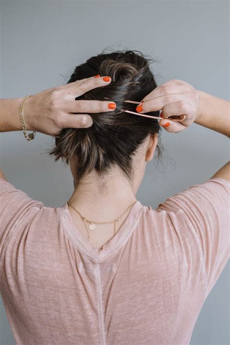 How To Use A Hair Pin A Three Steps Hair Tutorial Hair Tutorial Easy Hair Updos Hair Pins