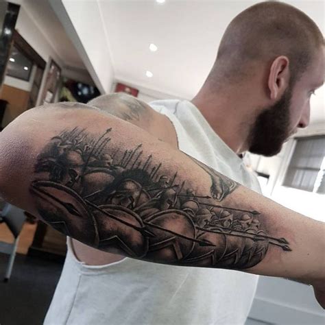 Sparta tattoo isparta dövme stüdyosu. Spartan Tattoo 82 | Spartan tattoo, Greek tattoos, Warrior ...