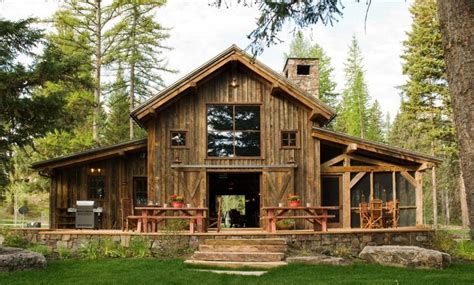 10 Rustic Barn Ideas To Use In Your Contemporary Home