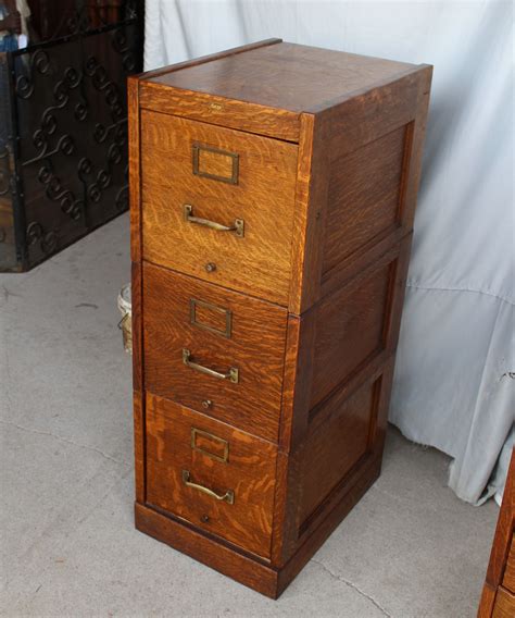 Cabinet files have.cab filename extensions and are recognized by their first four bytes. Bargain John's Antiques | Antique Oak File Cabinet - Macey ...