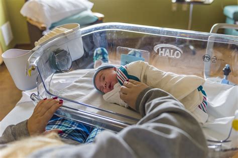 High Tech Bassinets Mean Innovative Infant Care