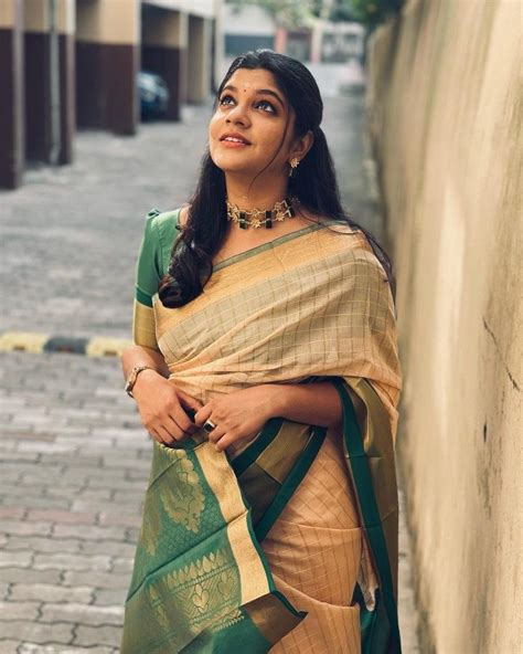 Pin By Shreoshi Mazumdar On Love For Saree Traditional Fashion Saree Look Cotton Saree Designs