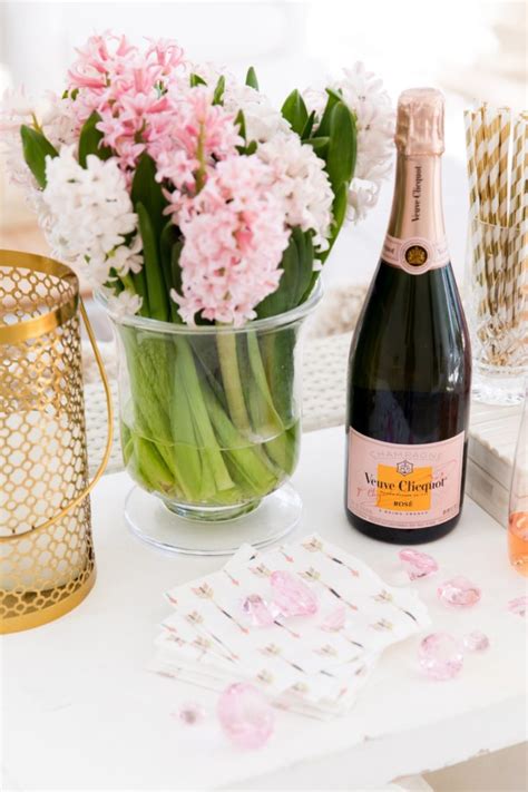 Ideas For Hosting The Prettiest Bridal Shower Fashionable Hostess