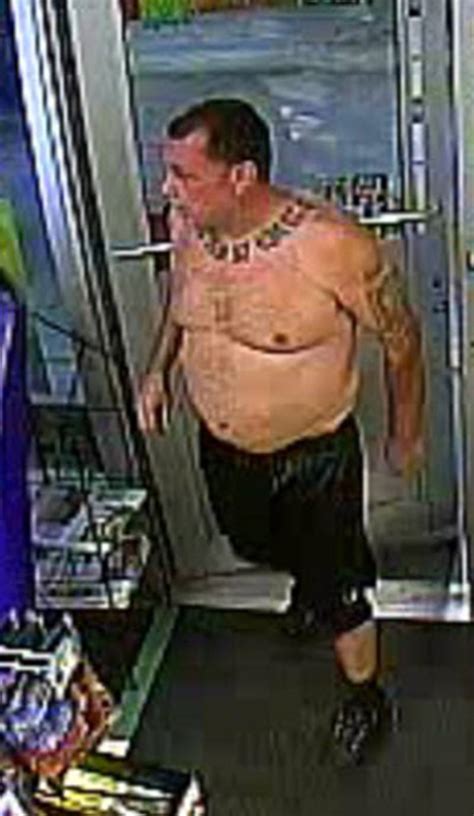 Shirtless Robbery Suspect Caught 104 5 WOKV