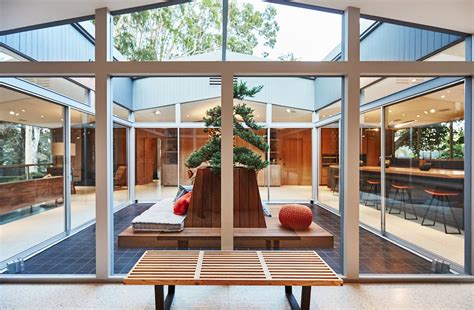 A Hexagonal Midcentury Residence In Southern California Offered At 2