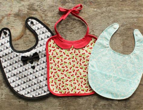 Ruffled Baby Bib Sewing Pattern Do It Yourself For Free