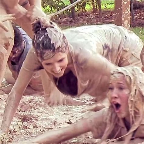 Anna Kendrick Showing Cleavage As She Crawls In Mud XHamster