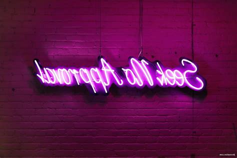 15 The Best Neon Light Wall Art