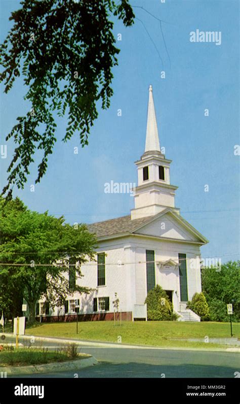 First Congregational Church Chatham 1960 Stock Photo Alamy