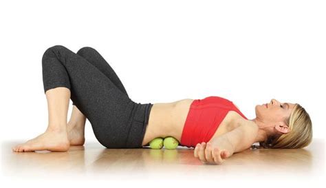 Görünümler 273 b6 yıl önce. How To Use Tennis Ball Massage to Relieve Sciatica Pain