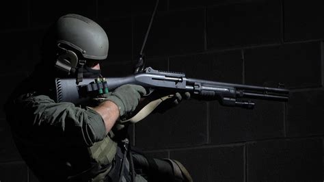 M2 Tactical Shotguns Benelli Law Enforcement And Defense Tactical