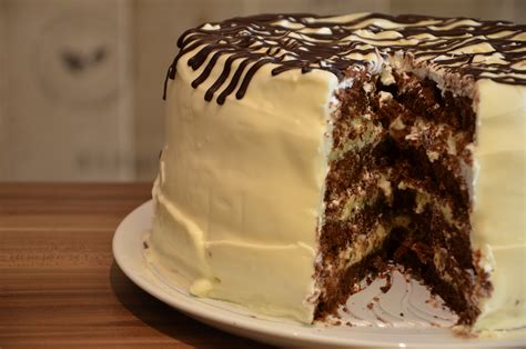 If you're familiar with the chocolate lasagna that olive garden serves (served? Chocolate Lasagna Recipe | Recipes.net