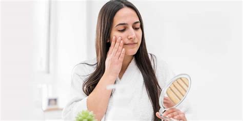 Face Washing Mistakes To Avoid Skin Damage