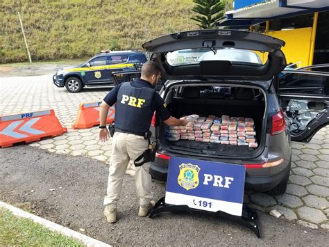 Homem Preso Ap S Ser Flagrado Transportando Tabletes De Maconha Em