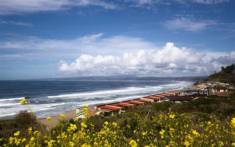 Download Wallpaper 3840x2400 Coast Sea Houses Flowers Nature 4k