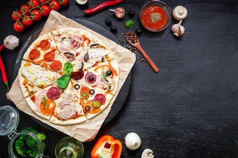Download Still Life Food Pizza 4k Ultra Hd Wallpaper