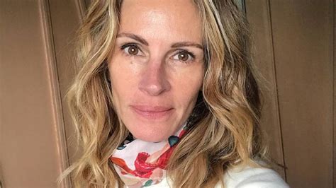Julia Roberts Shares Rare Intimate Photo As She Marks Personal News With Husband Hello