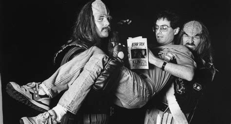 The Klingon Language Is Star Treks Secret Empathetic Weapon Star Trek