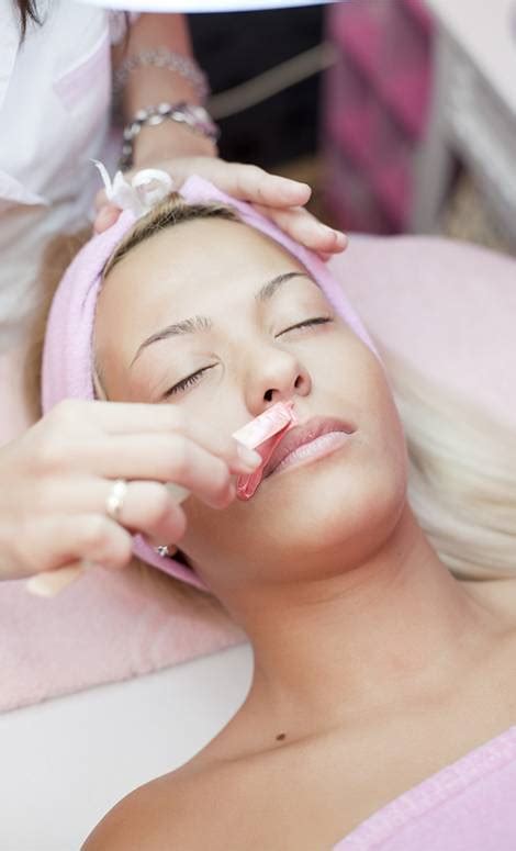 Apply it to the affected area and remove in a direction opposite to hair growth after a couple of minutes. Facial Waxing: 6 Pro Tips For Removing Facial Hair ...