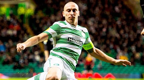 Scottish Premiership Celtic Captain Scott Brown Signs New Contract Which Runs Until 2018