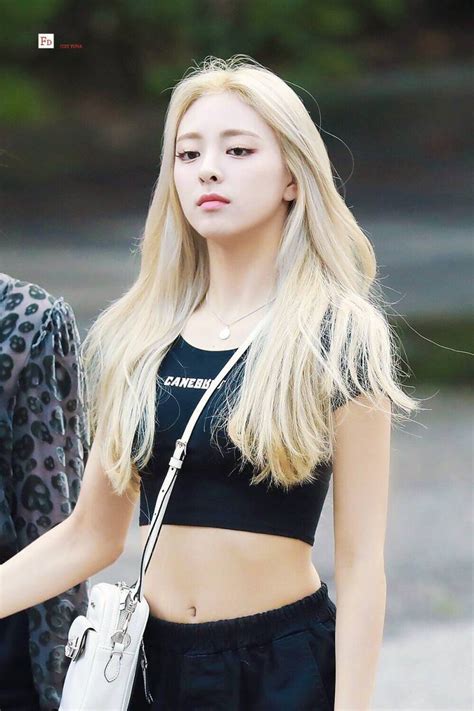 Hq Kpop Photos 22491 Photo Albums Yuna Blonde Itzy Yuna Blonde