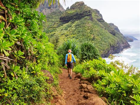 The Top 13 Places To Go Hiking In Hawaii For Your 2023 Vacation