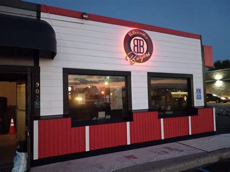 Bergstrom's Burgers | The Best Burger In Traverse City