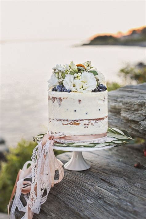 24 Semi Naked Wedding Cakes With Pretty Details