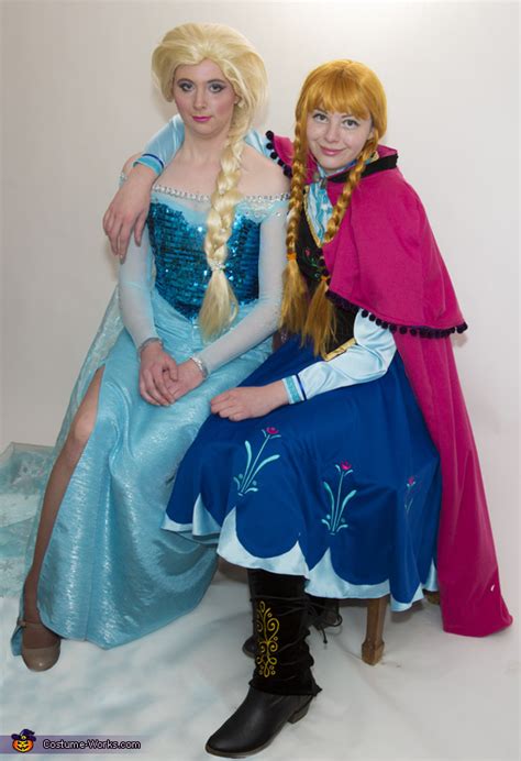 Frozen Sisters Anna And Elsa Costumes Photo 35