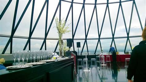 Style And Elegance At The Gherkins Sky Bar By Todich Floral Design