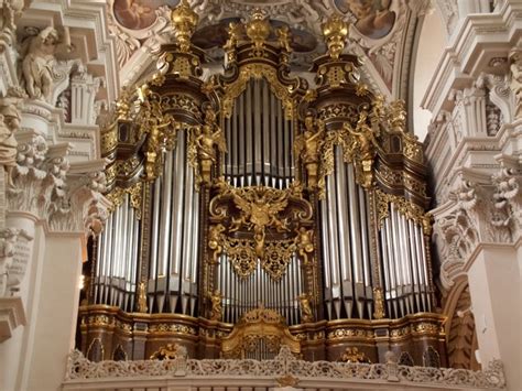 Worlds Largest Cathedral Pipe Organ In Dom Of Passau Germany 17th