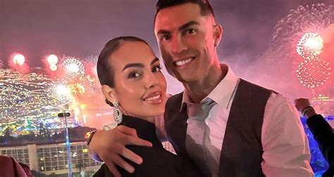 Inside Georgina Rodriguez And Cristiano Ronaldos Holiday In Dubai
