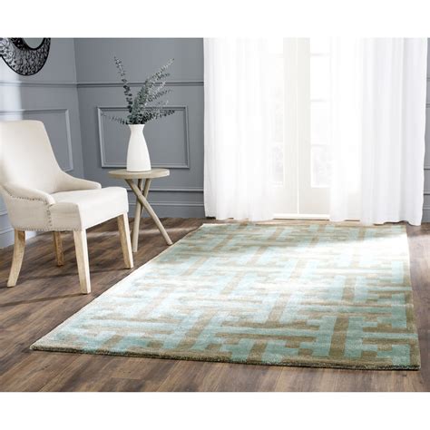 See and feel the rich, lush textures and bright, flowing motifs of the safavieh soho rug collection in this video featuring soh 712b. Safavieh Soho Rug & Reviews | Wayfair