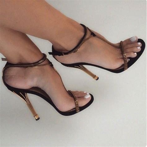 in love with these shoes stilettoheels with images női cipő magassarkú szexi lábak