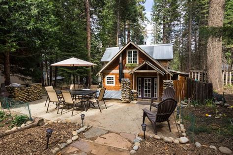 17 Absolutely Best Yosemite Cabins For Rent