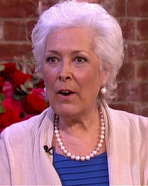 Lynda Bellingham Refuses To Feel Sorry For Herself Debuts Silver Hair