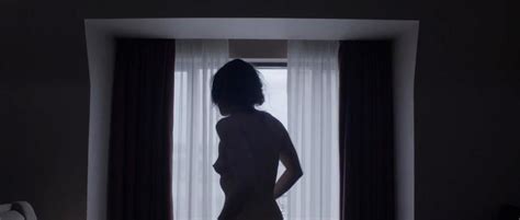Nude Video Celebs Emily Hampshire Nude Holders Comma 2014