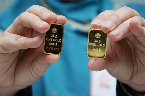 Jual emas 1 gram di purworejo harga terbaru 2020. Harga Emas Antam Rp706.000 Gram pada Hari Ini : Okezone ...