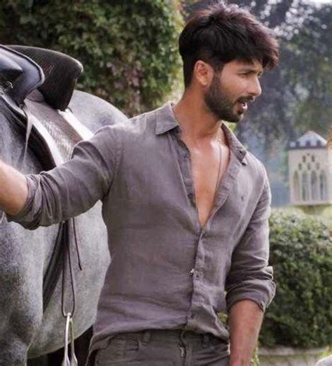 5 Fabulous Shahid Kapoor Hairstyles That You Can Take Inspiration From